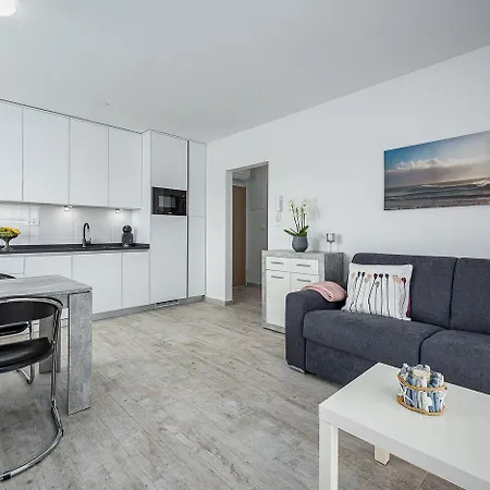 Bezauberndes 500 Meter Zum Mit Besonderer Terrasse Διαμέρισμα *